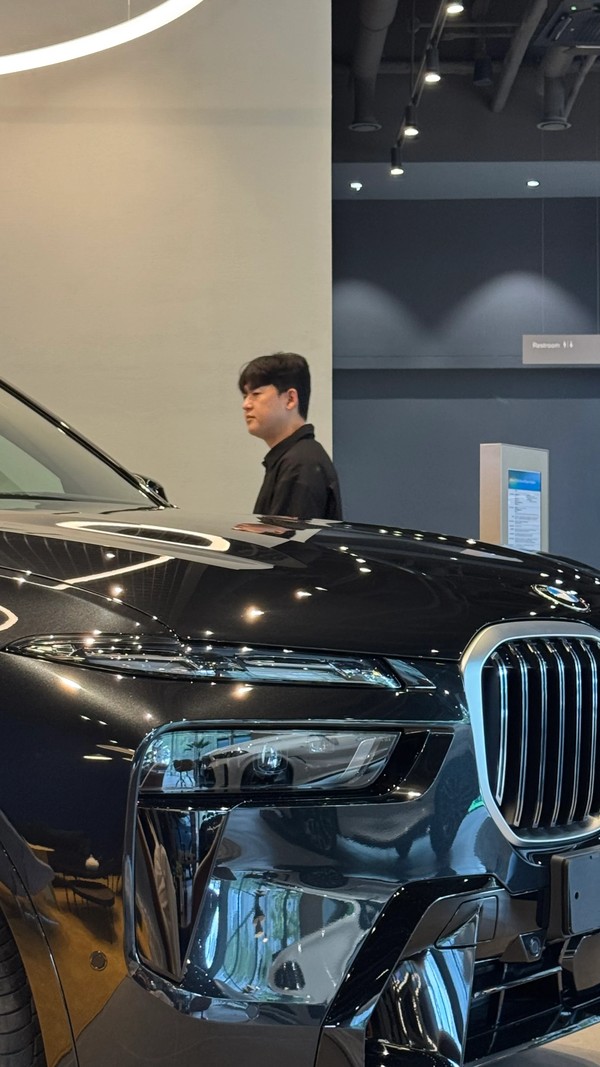 남편에게 외제차 선물
